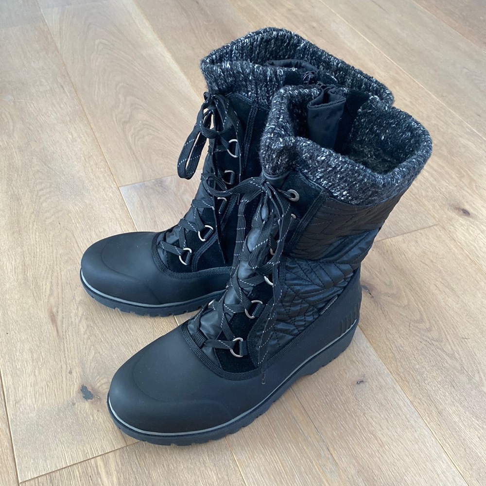 Womens baretraps boots
